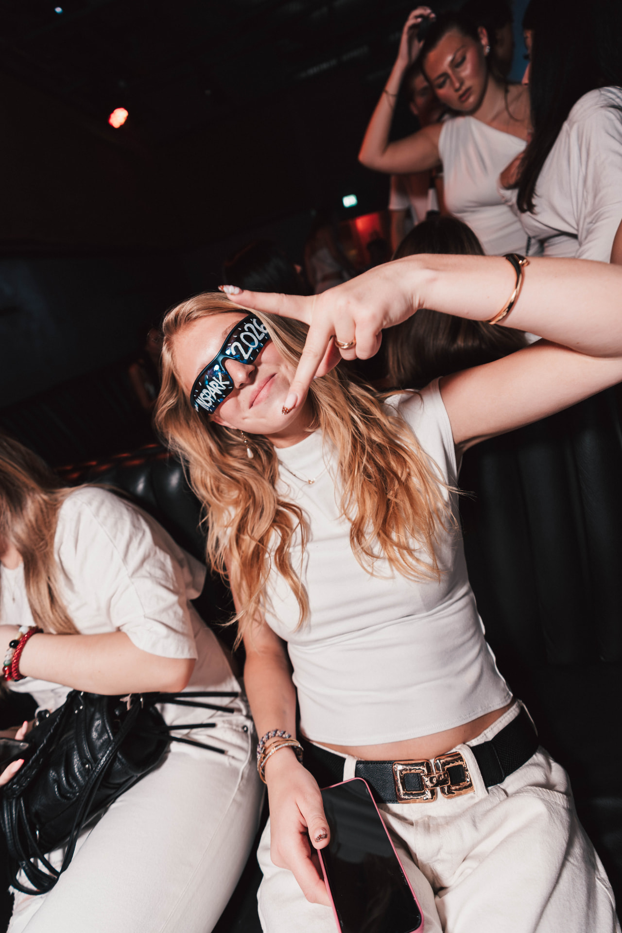 MEGA VIBES